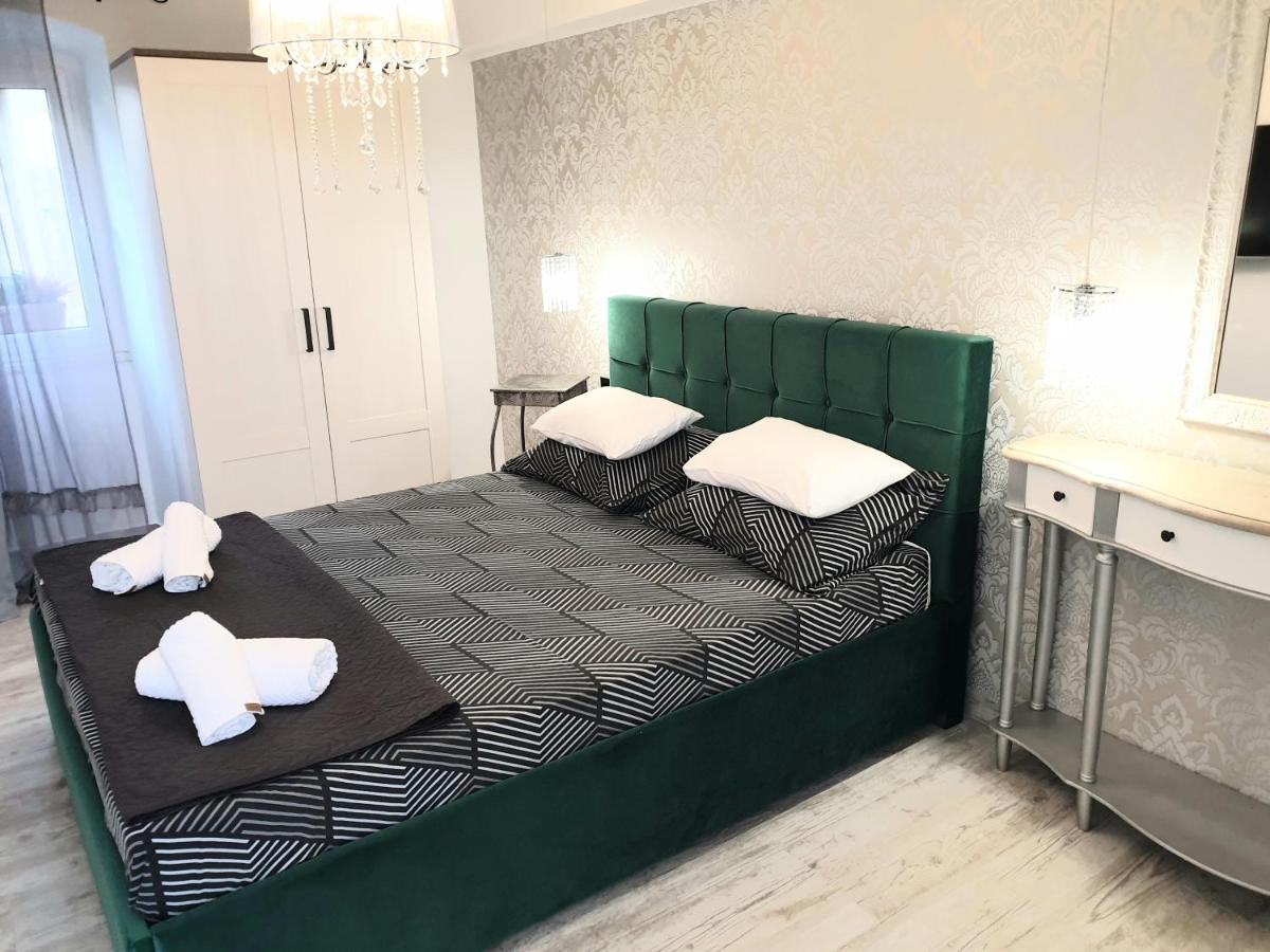 Castel Apartment Mali Losinj Exterior photo